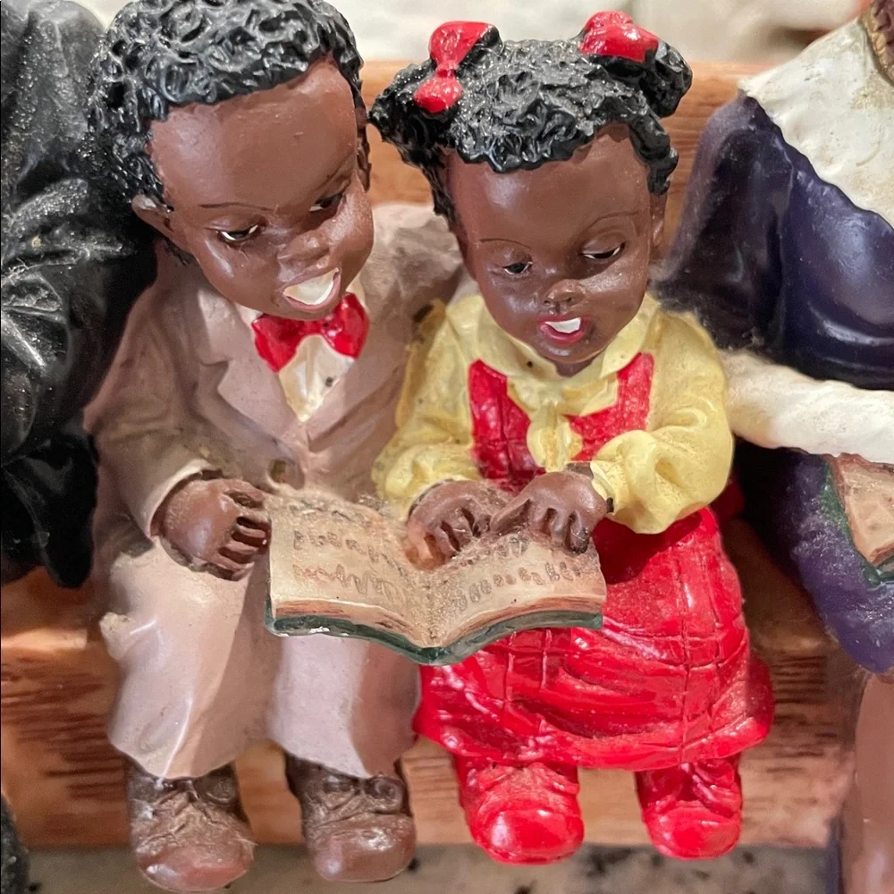 Vintage 90’s COLLECTIBLE African American Church Pew Family Figurines 2 PC Lot